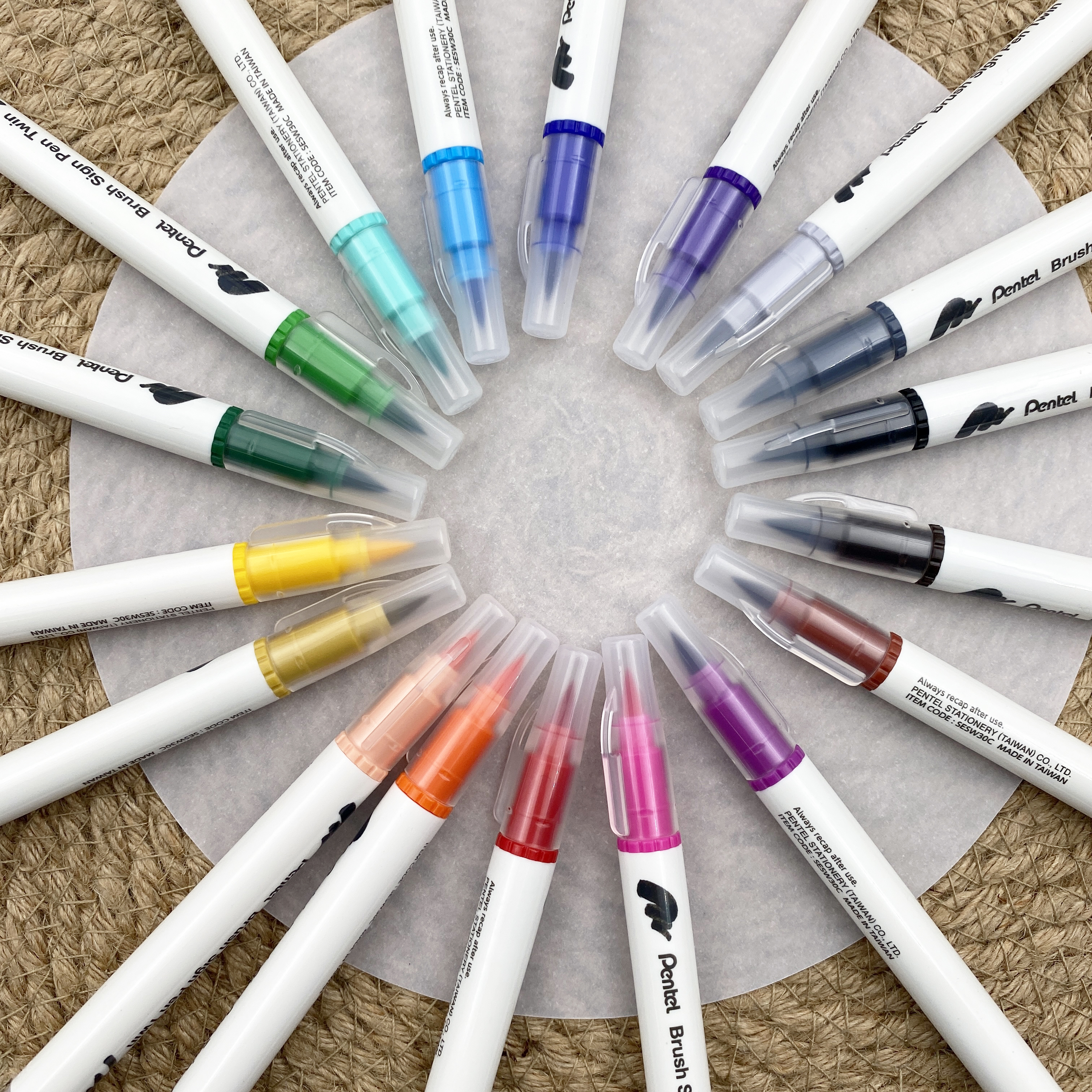 Pentel Brush Sign Pen Twin Set 18 Colours