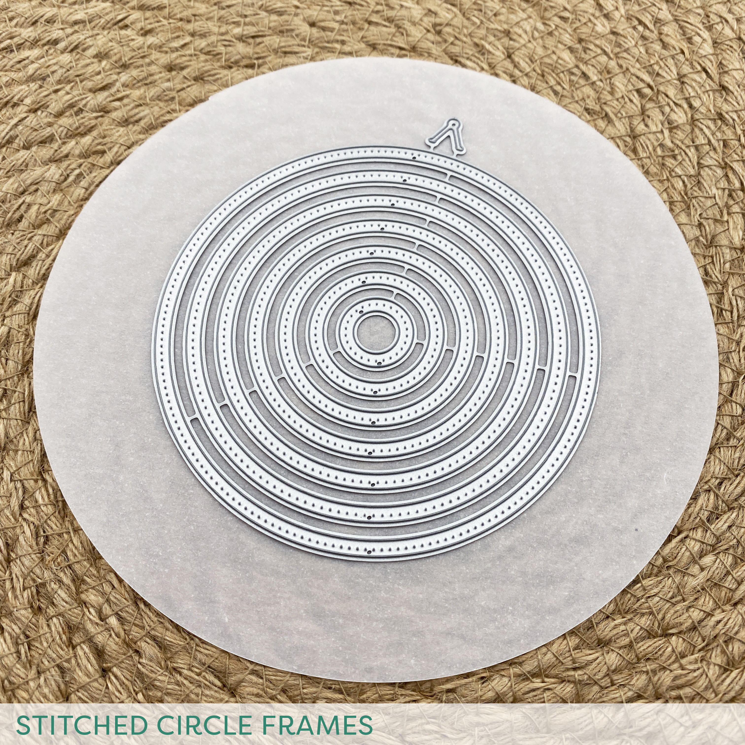 Stanze Stitched Circle Frames